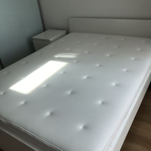 IKEA Askvoll Bed frame and Hyllestad Mattress (150x200), Furniture