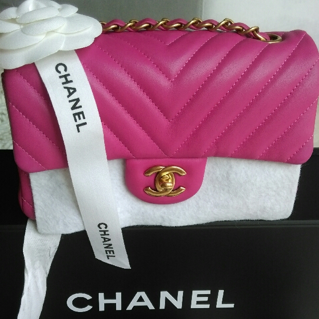 Chanel Rectangle Mini Classic Flap - Pink SHW – LuxuryPromise