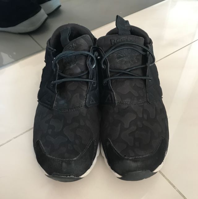 Reebok 3d Ultralite Shoe Byebyesummer Men S Fashion Men S Footwear On Carousell