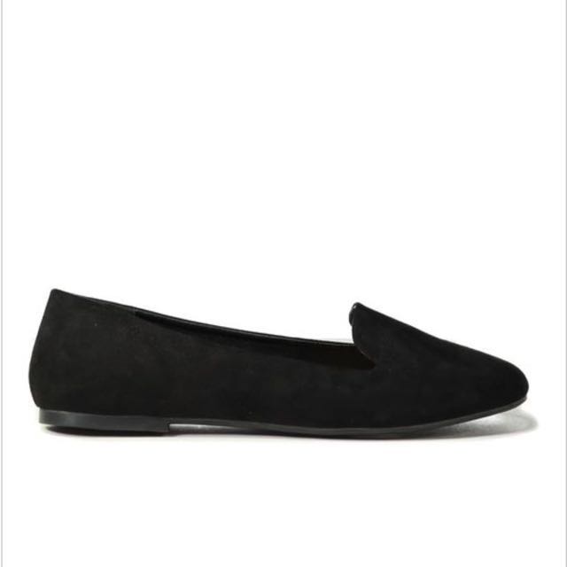 Sophia Black Flats, Women's Fashion, Footwear, Flats on Carousell
