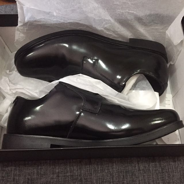 3 hotsell number shoes