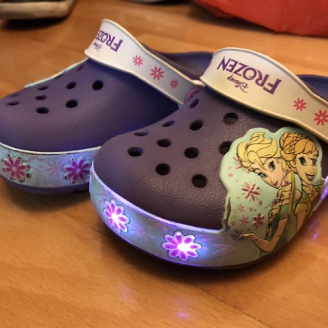 disney frozen crocs