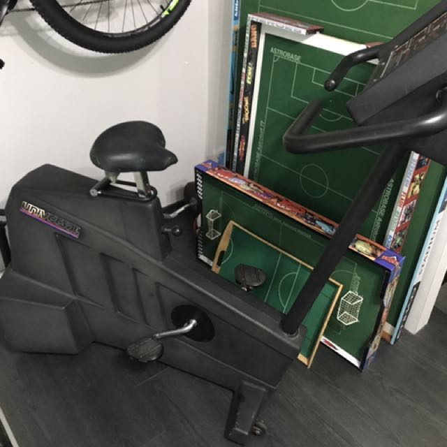 universal fitness bike
