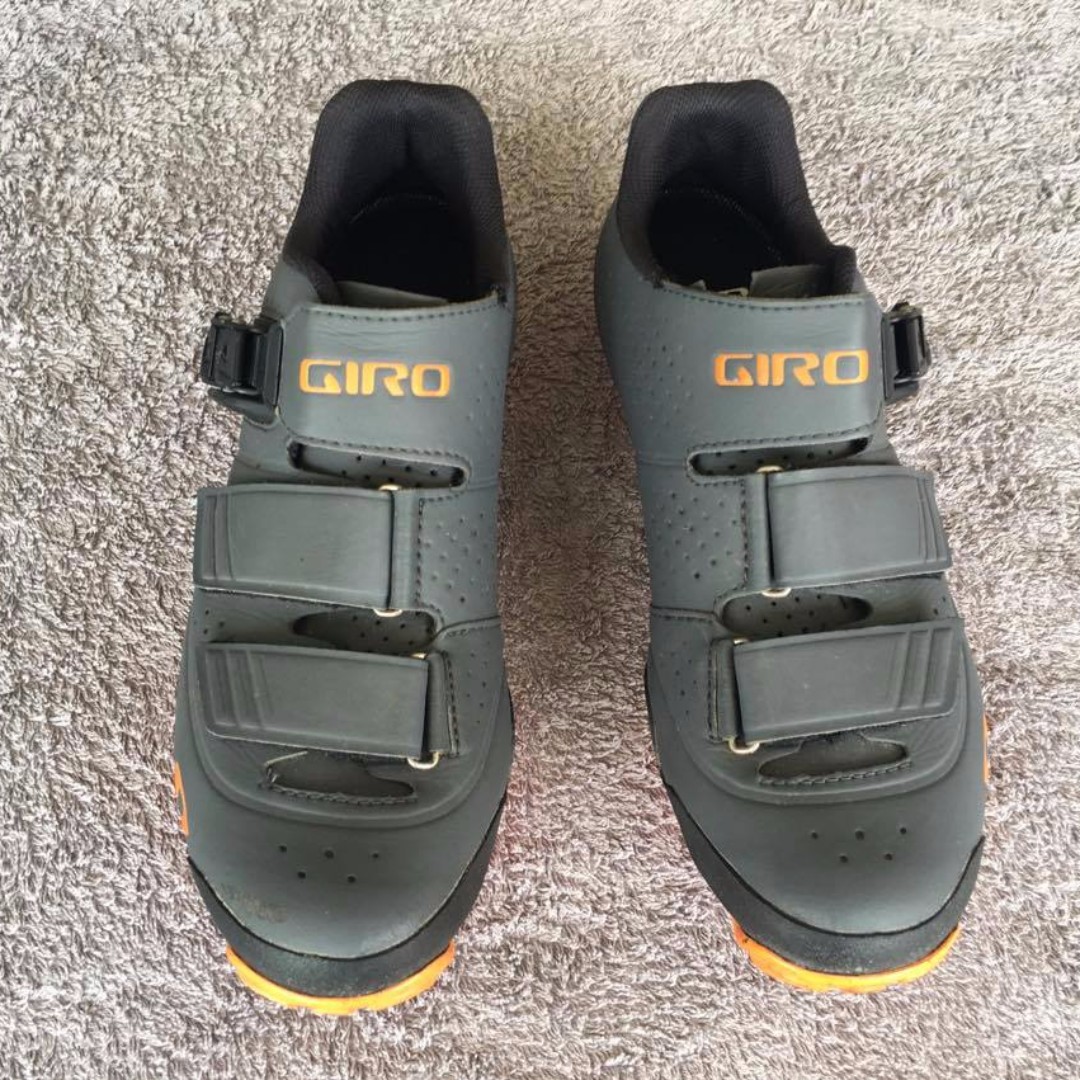 giro clipless mtb shoes
