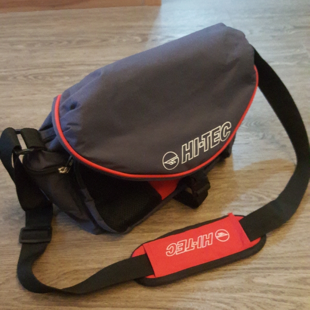 Hi tech sling bag 2025