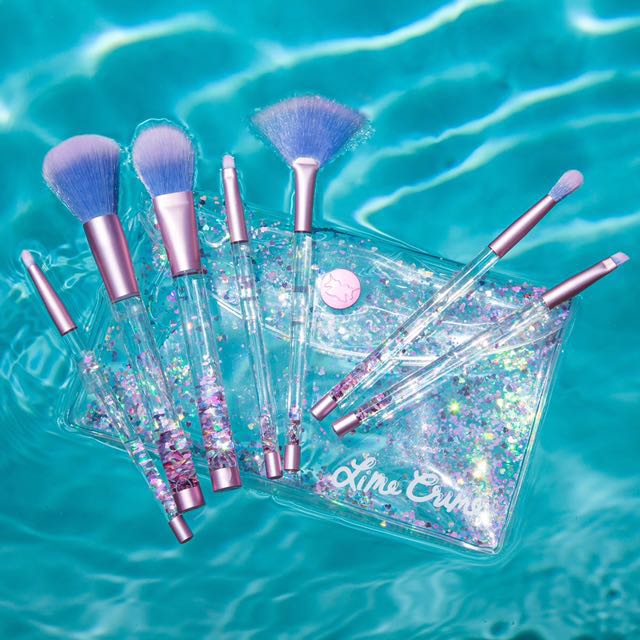 liquid glitter makeup brushes