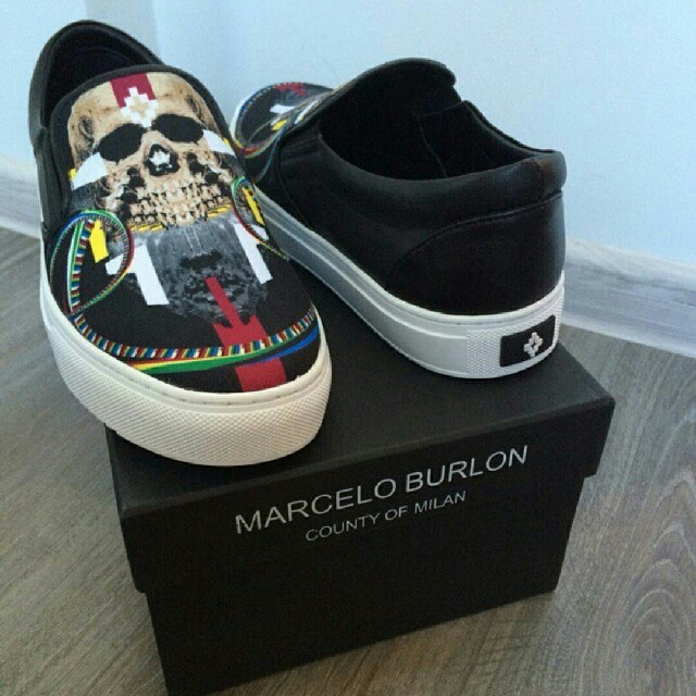 marcelo burlon slip on