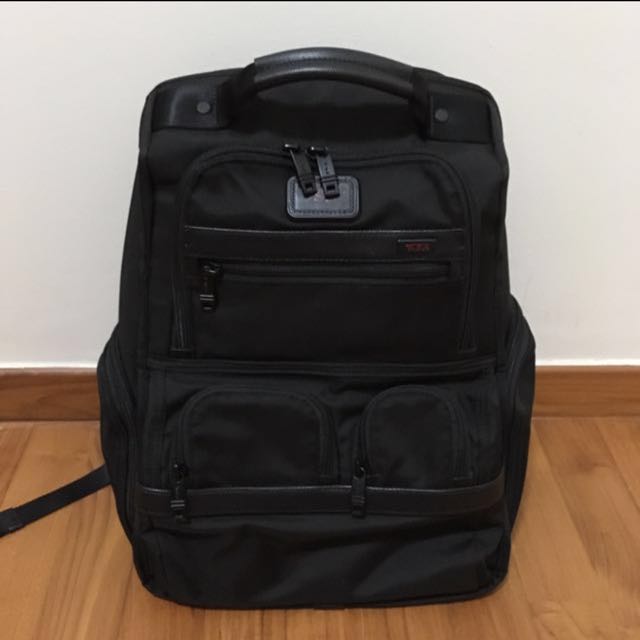 tumi alpha 2 brief pack