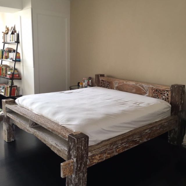 White Washed Reclaimed Wood King Sized Bed Frame Furniture Beds Mattresses On Carousell