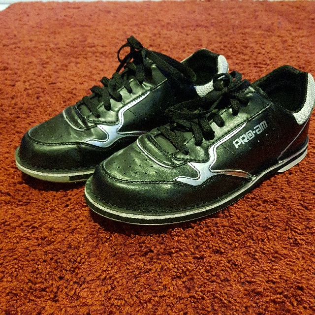 pro am bowling shoes