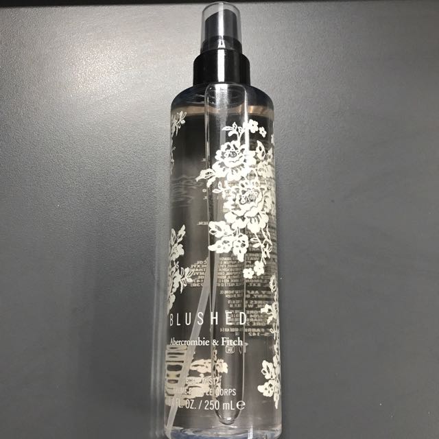 blushed abercrombie and fitch body mist