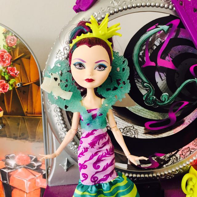 Ever after high way too wonderland playset new arrivals