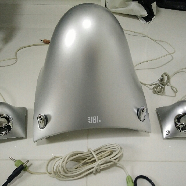 jbl mini woofer
