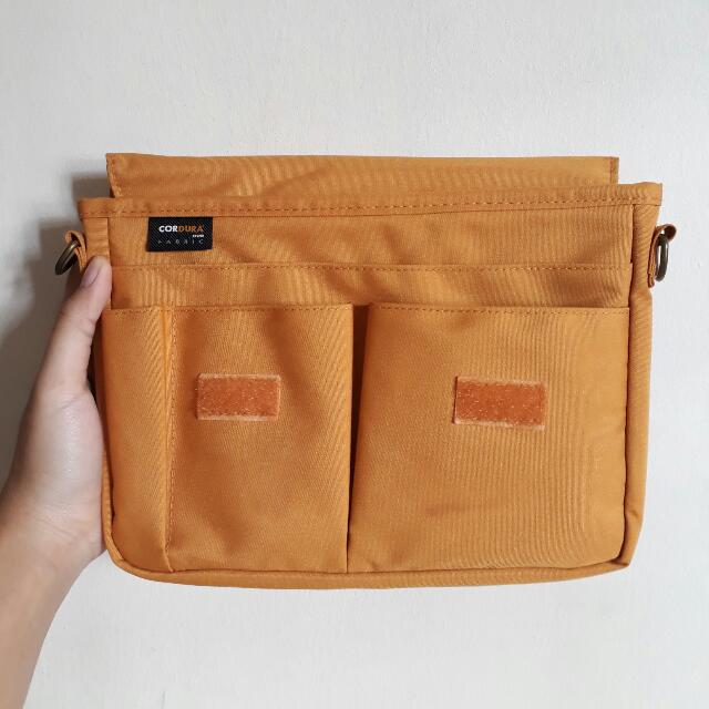 LIHIT LAB SMART FIT CARRYING POUCH (B5), Mobile Phones & Gadgets