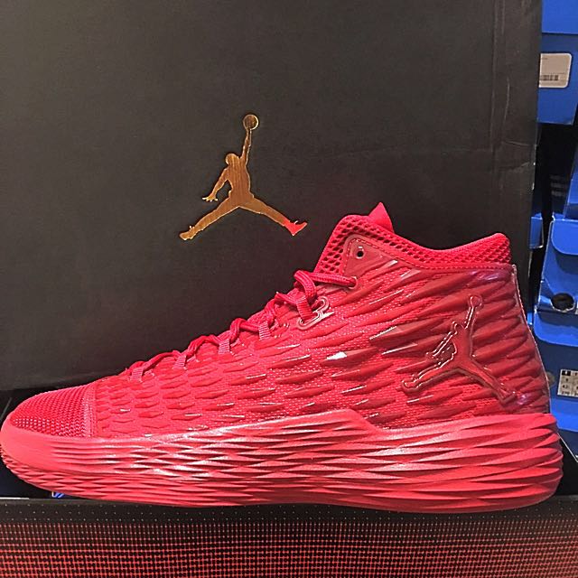 nike air jordan melo 13