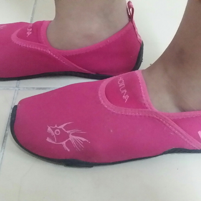 pengcheng water shoes