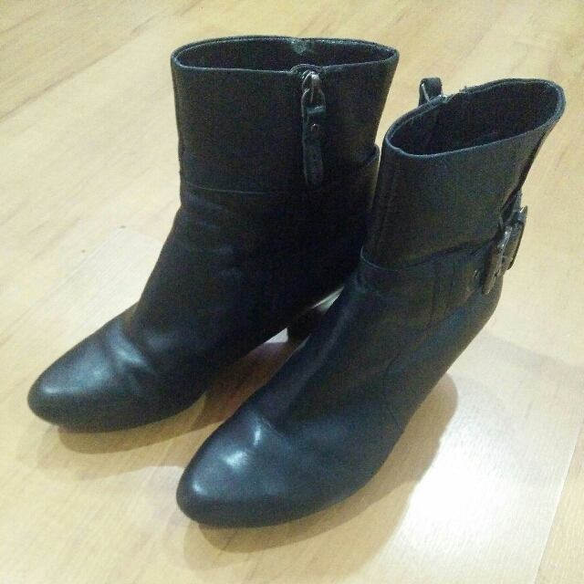 clarks boots kids price