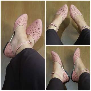Sepatu Laser Talu Pink