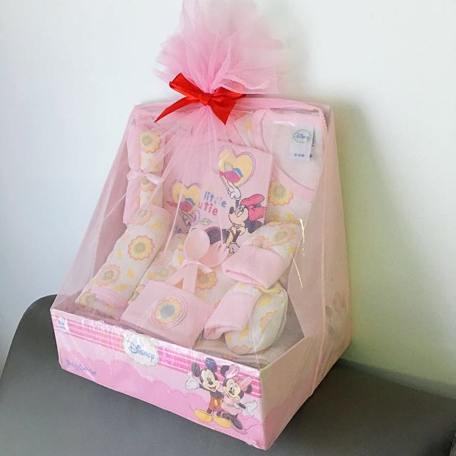 Minnie mouse baby best sale hamper