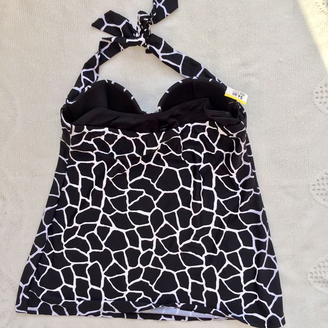 Tankini With Pair (Category: Activewear) located in Manila. Submitted by chatdv (Listing ID 124520804, Image 3). Description: Medium Underwire .