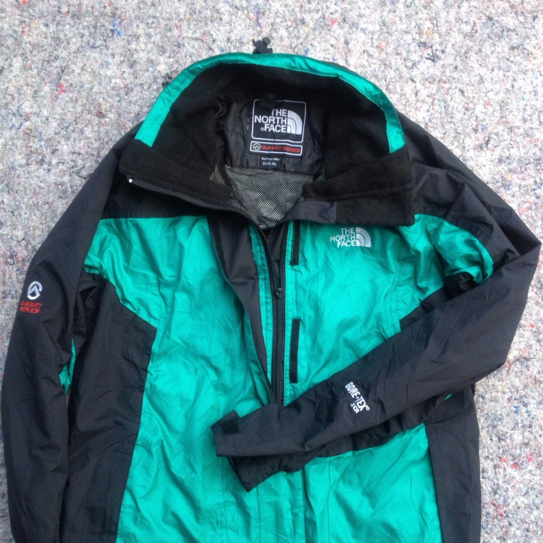 THE NORTH FACE SUMMIT SERIES GORE-TEX 