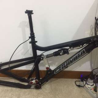 (Category: ) located in . Submitted by jun.19995 (Listing ID 124669815, Image 1). Description: .