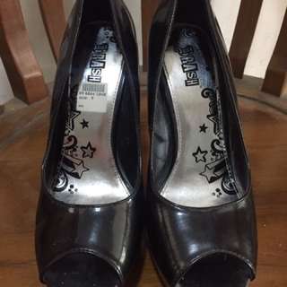 Black heels