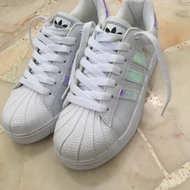 Adidas superstar deals wei? holographic