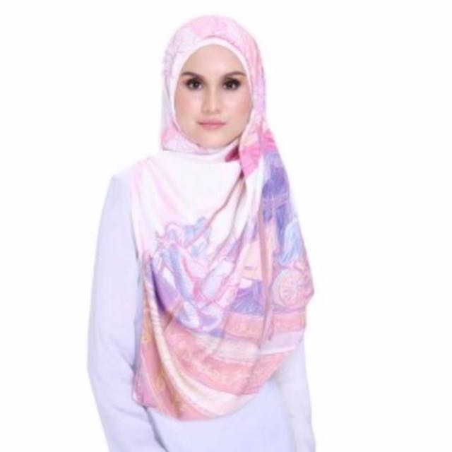  Bawal  Ariani  Merry Go Round Muslimah Fashion on Carousell