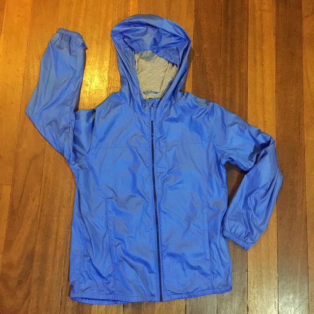 uniqlo kids raincoat