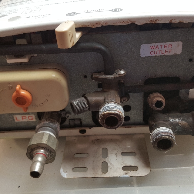 Water Heater Rinnai REU 55FTL Bagus, Perabotan Rumah di Carousell