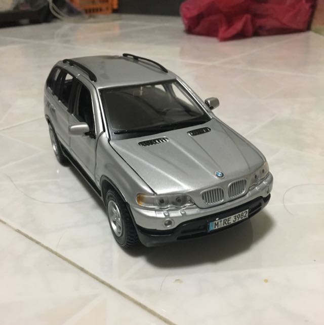 maisto bmw x5