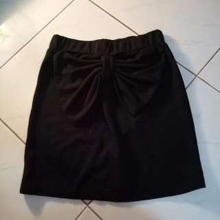 Mini Skirt Pita