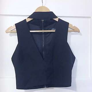CROPPED HIGH NECK TOP
