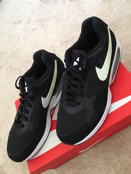 air max st international