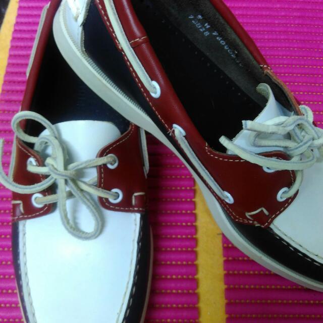 authentic sebago docksides