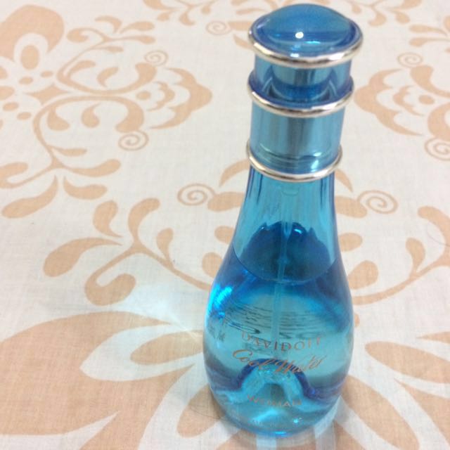 Davidoff Cool Water for Women 100ml (Category: Fragrance & Deodorants) located in Bulacan. Submitted by solannawear (Listing ID 123994252, Image 2). Description: 95% full Mall price: 2,300 Lazada price: 1,500 #sweldosale.