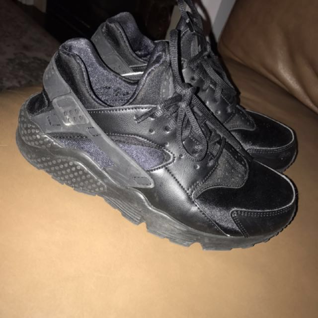 nike huarache womens size 8