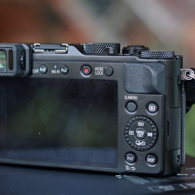 Panasonic Lumix LX100 4K, Photography, Lens & Kits on Carousell