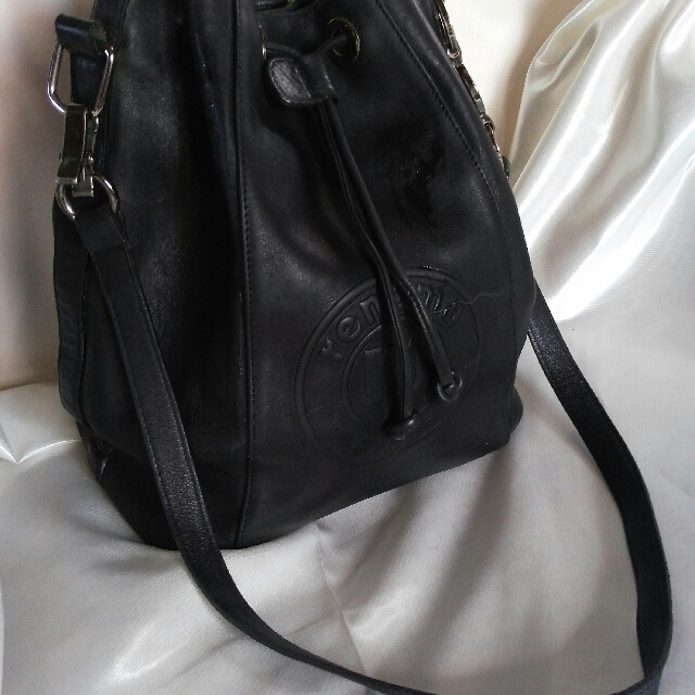 Renoma Paris Bag, Women's Fashion, Bags & Wallets, Shoulder Bags on  Carousell