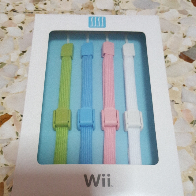 Wii remote wrist straps with 4 different colours, Video Gaming, Gaming