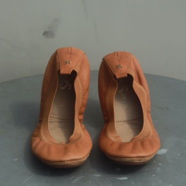yosi samra foldable flats