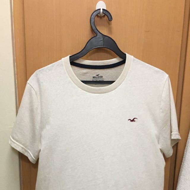hollister basic tees