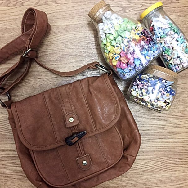 roxy sling bag