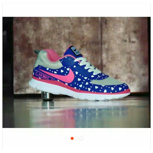 sepatu sport nike air max