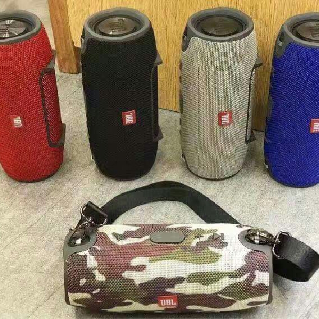 🔥 JBL XTREME Portable Bluetooth Wireless Speaker (Category: Soundbars, Speakers & Amplifiers) located in Manila. Submitted by meannd (Listing ID 125501780, Image 1). Description: .