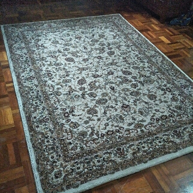 Baryali Carpet Made in Turkey 1.2m x 1.7m, Furniture & Home Living