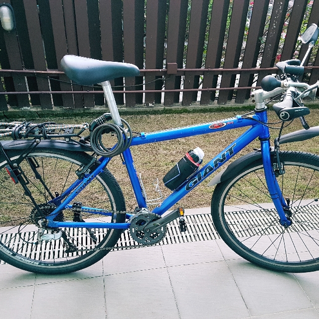 GIANT 830 RG Men s Mountain Bike Perfect Condition Sports Equipment Bicycles Parts Bicycles on Carousell
