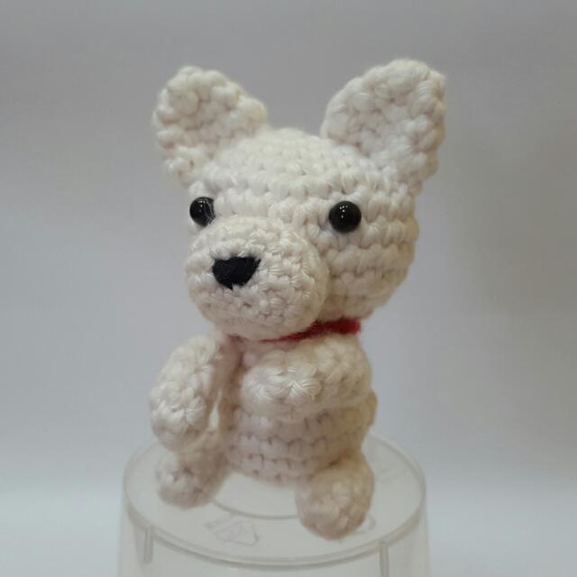 Hokkaido Dog Crochet Japanese Amigurumi White Dog Crocheted Dog Plush Toy With Silver Keyring And Lobster Clasp Design Craft Handmade Craft On Carousell