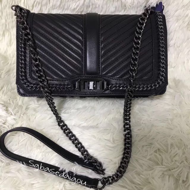 love crossbody with chain